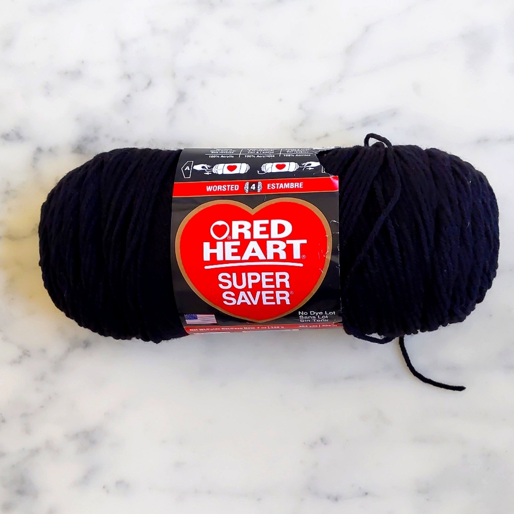 NWT. Red Heart Super Saver 1 Skeins Black Yarn 198g, 7oz.